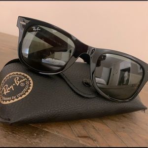 Raybans (Brand new)